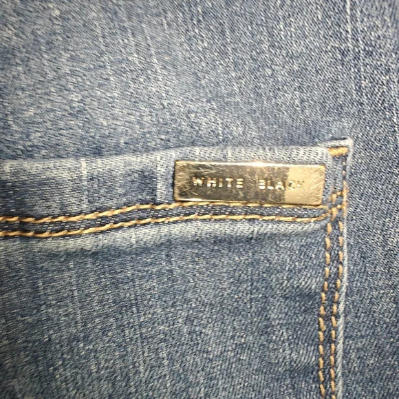 White House Black Market The Slim Crop Women's Ligh Blue Jeans Size 6 - Picture 12 of 14